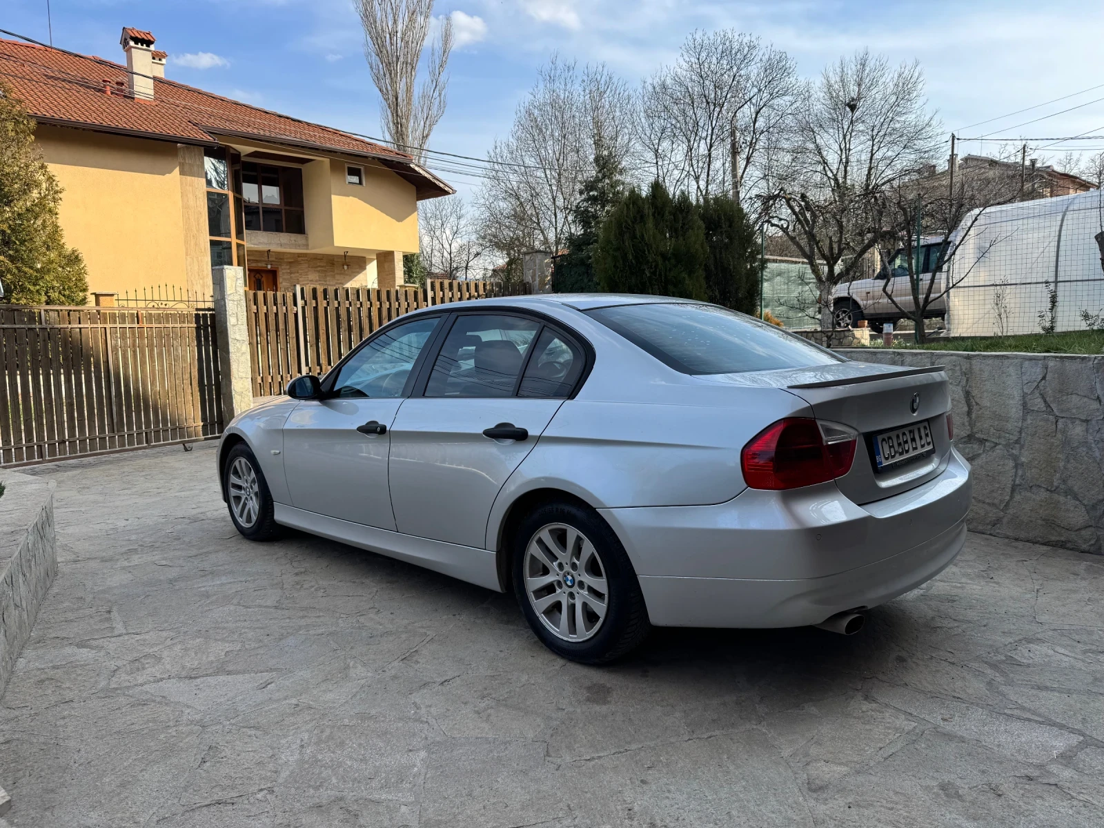 BMW 318, снимка 7 - Автомобили и джипове - 53810186
