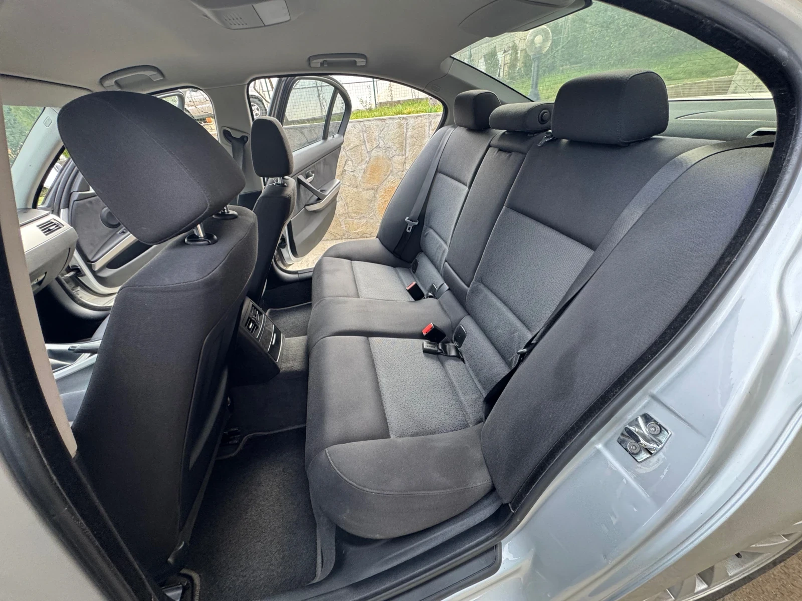 BMW 318, снимка 8 - Автомобили и джипове - 53810186