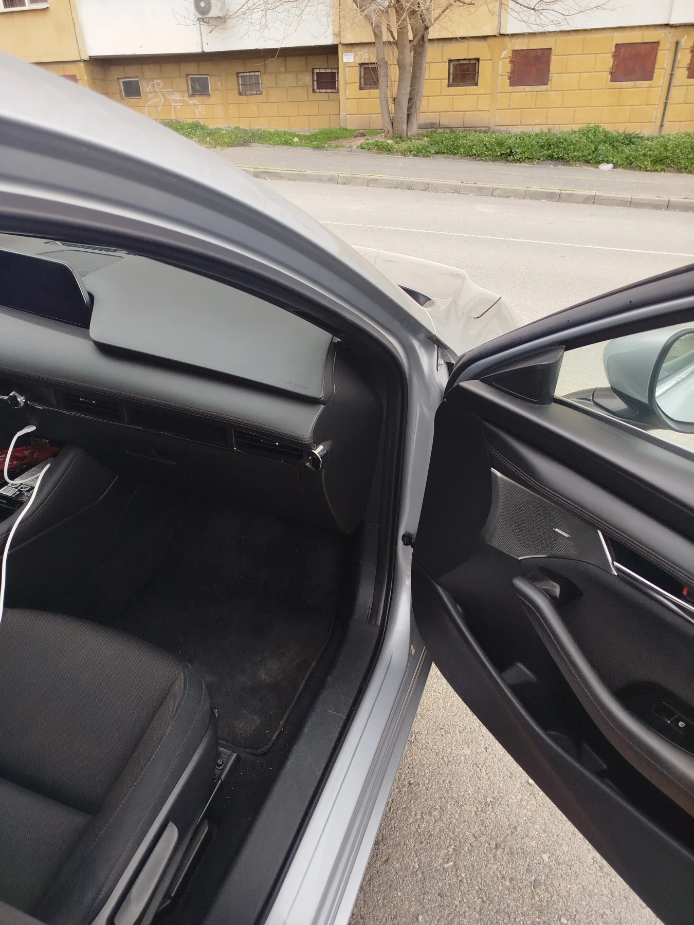 Mazda 3, снимка 8 - Автомобили и джипове - 53898710