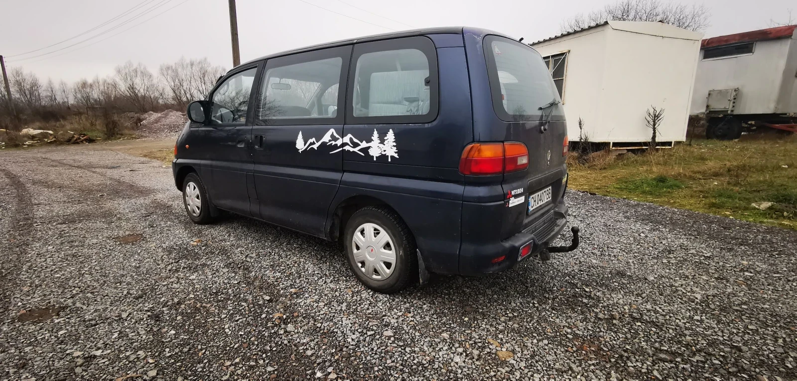 Mitsubishi Space gear, снимка 2 - Автомобили и джипове - 53923273