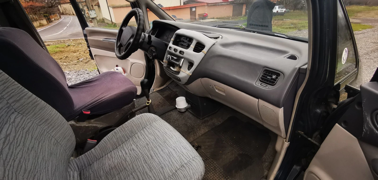 Mitsubishi Space gear, снимка 9 - Автомобили и джипове - 53923273