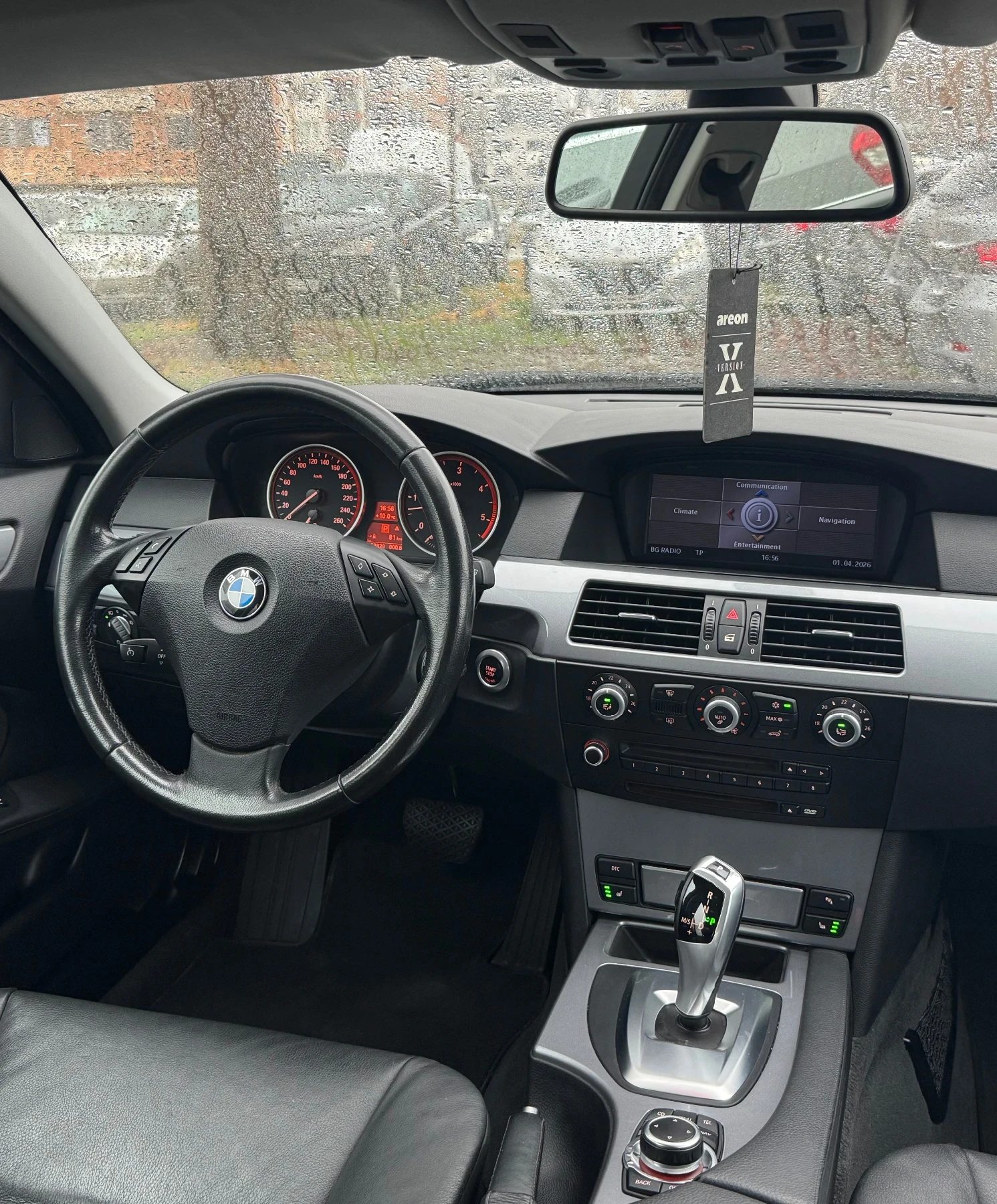 BMW 525 * 3.0D* M57* FACE* CIC* LCI* Dynamic* Кожа* Шибеда, снимка 11 - Автомобили и джипове - 54063256