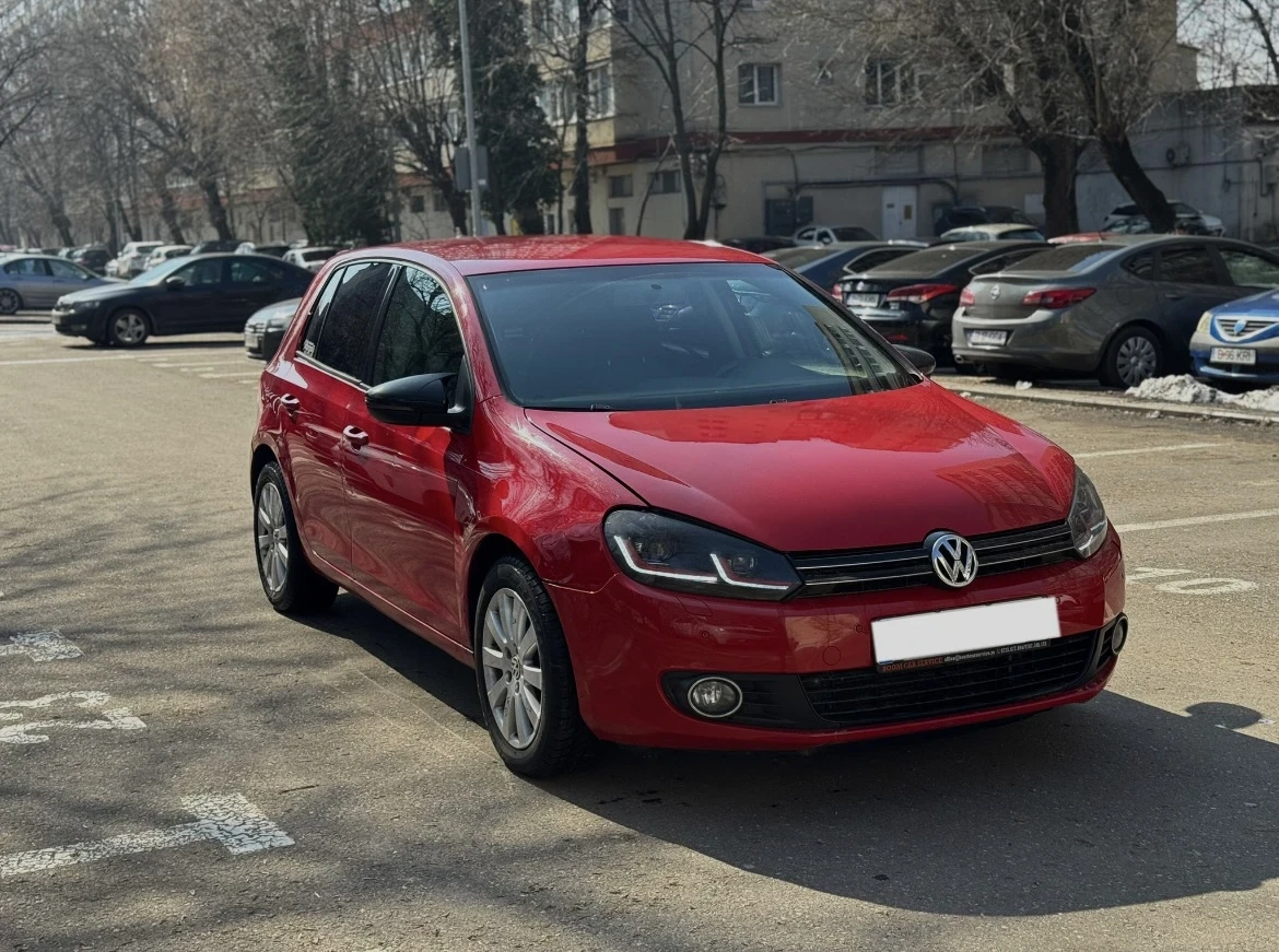 VW Golf 2tdi;Уникат;6ск;Подгреви;Нави;Нов внос, снимка 2 - Автомобили и джипове - 54072718