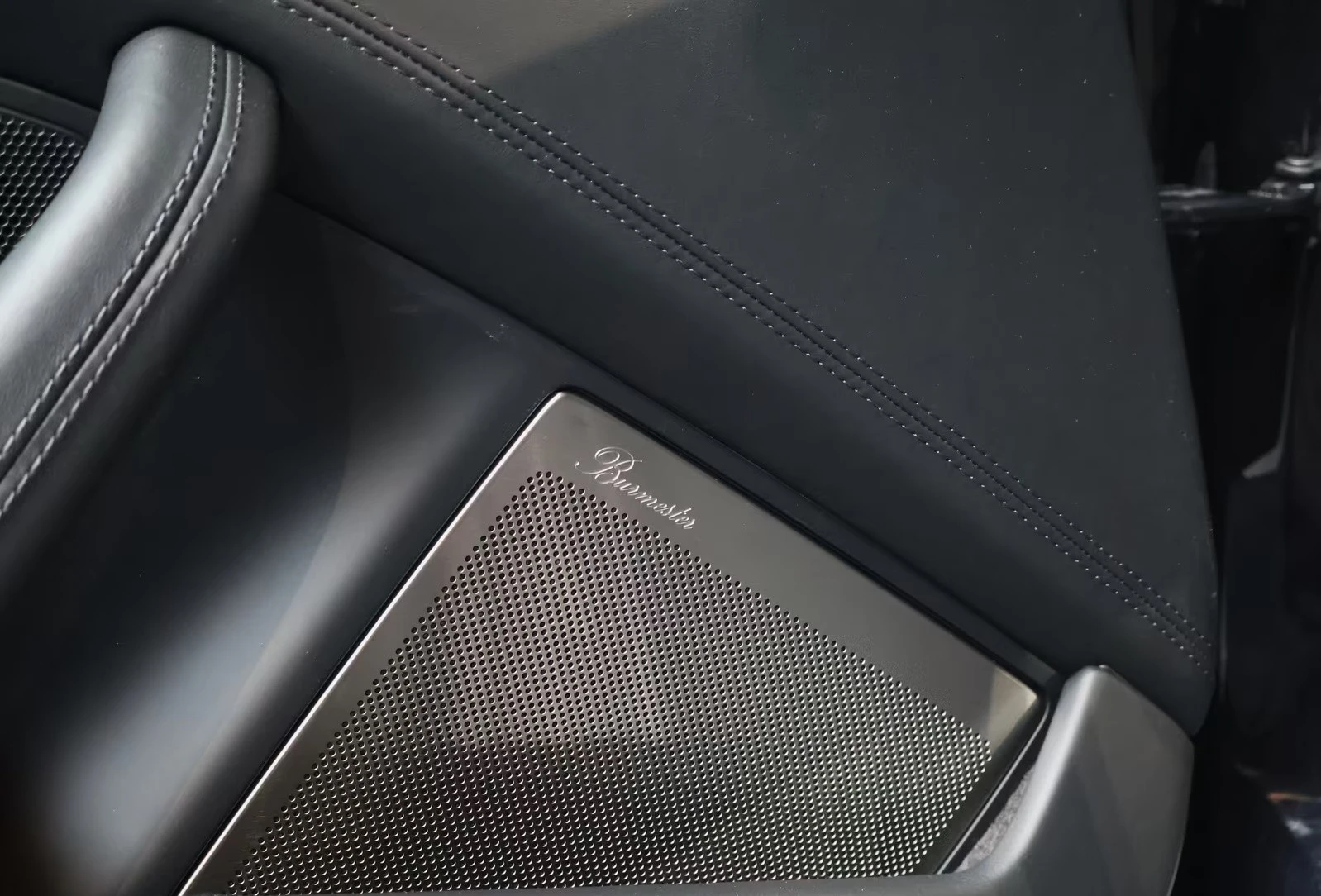 Porsche 911 992.2 TURBO S KERAMIK BURMESTER , снимка 9 - Автомобили и джипове - 54115944