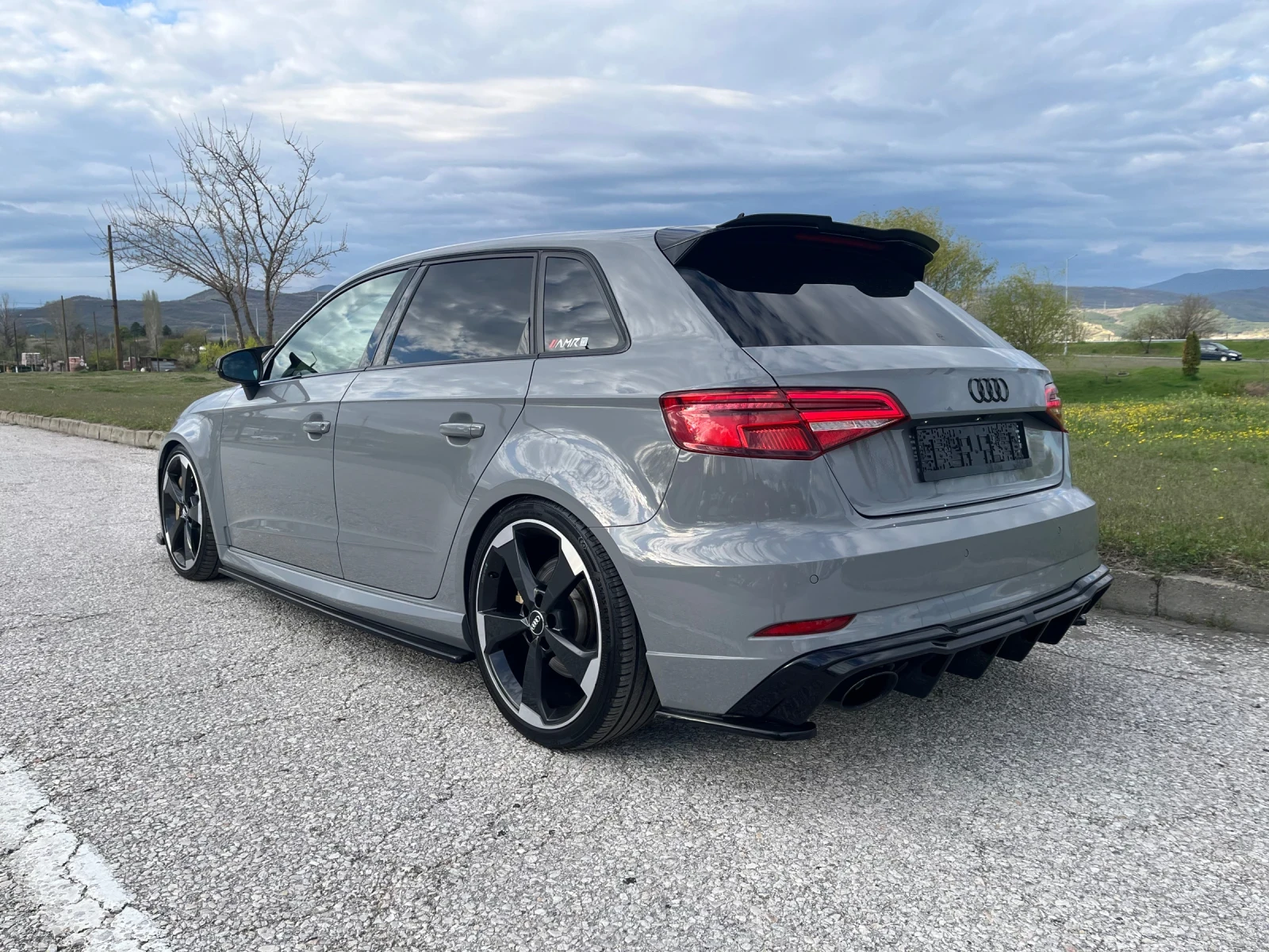 Audi Rs3 RS3 Gold Edition Top, снимка 3 - Автомобили и джипове - 54141874