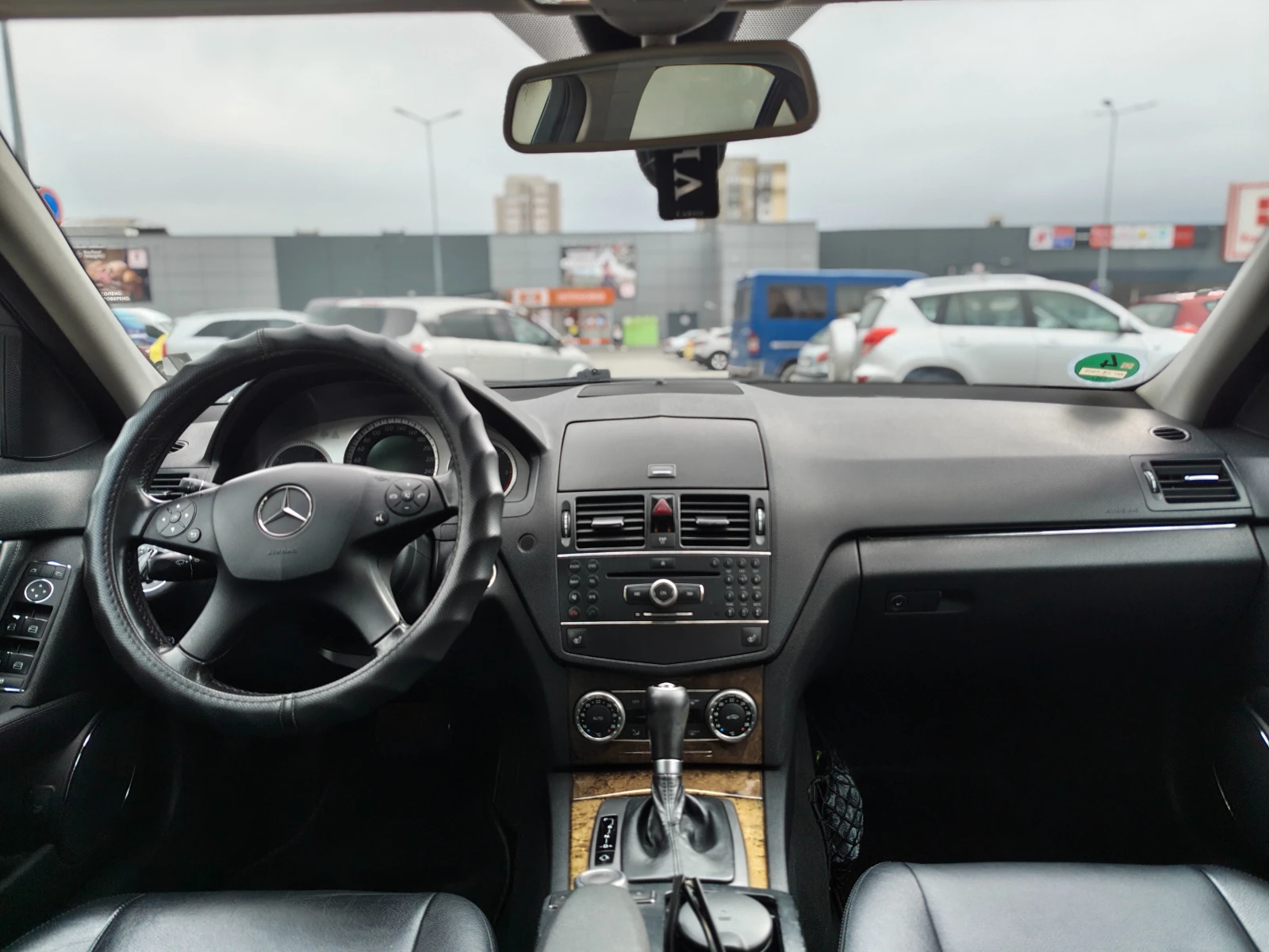 Mercedes-Benz C 320 Avantgard, снимка 14 - Автомобили и джипове - 54226613