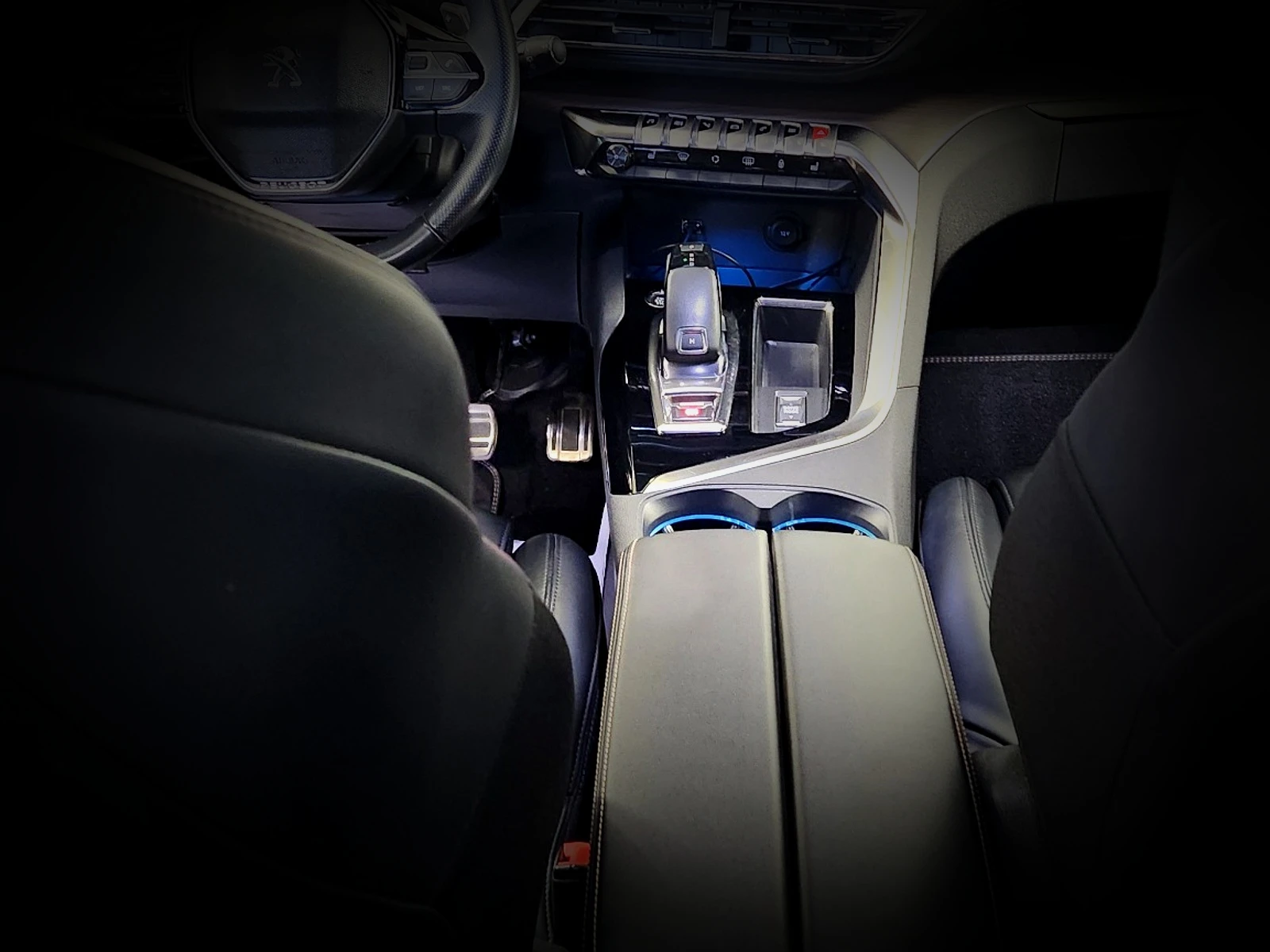 Peugeot 5008 GT, снимка 8 - Автомобили и джипове - 54248611