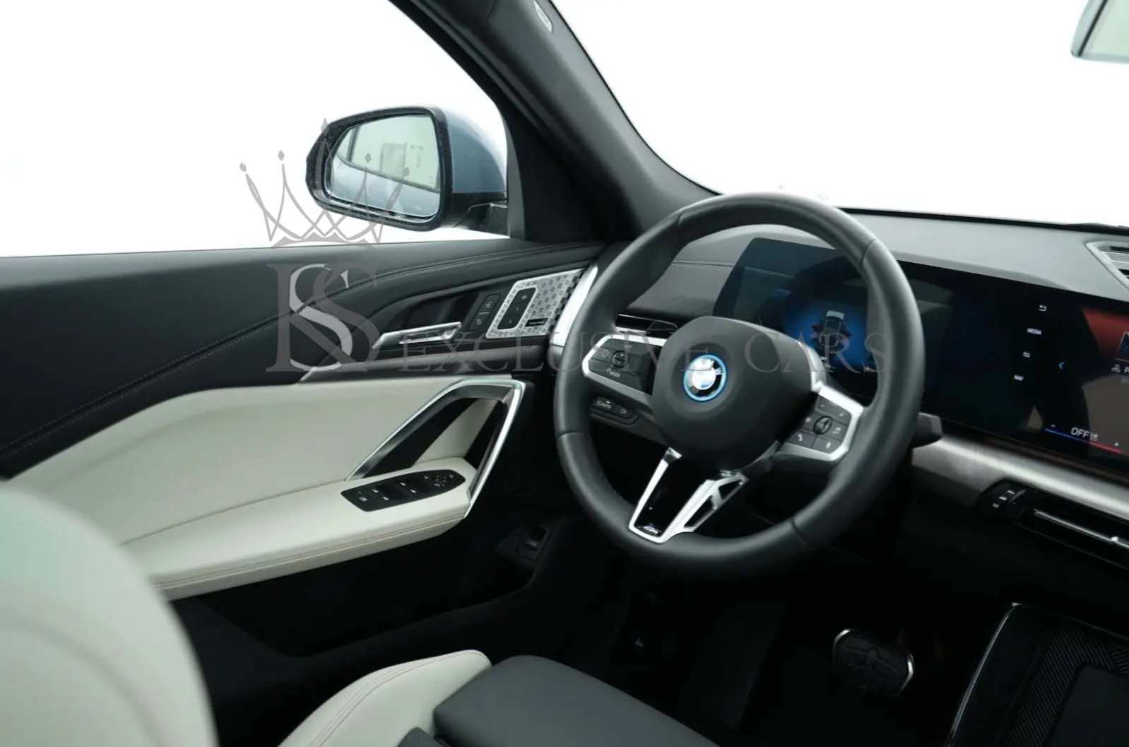 BMW iX2 xDrive30* M-SPORT* H/K* PANO* LED* MASSAGE* , снимка 7 - Автомобили и джипове - 54293050