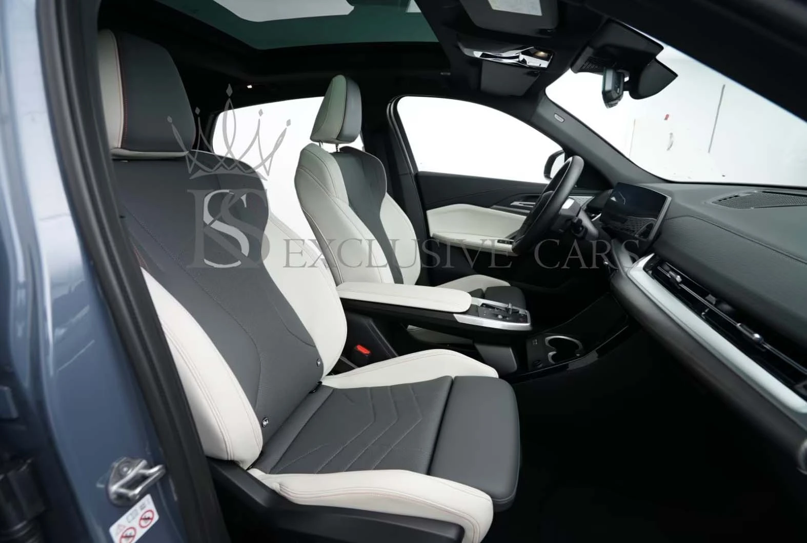 BMW iX2 xDrive30* M-SPORT* H/K* PANO* LED* MASSAGE* , снимка 11 - Автомобили и джипове - 54293050