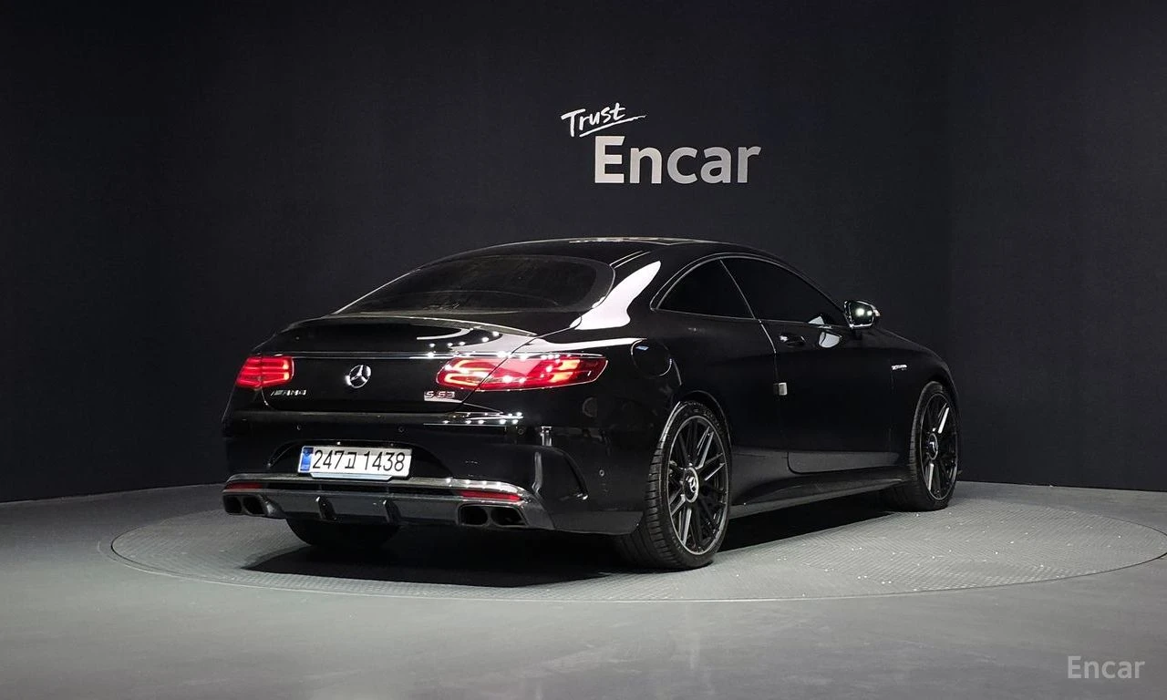 Mercedes-Benz S 63 AMG Coupe* FULL* BURMESTER* DISTRONIC* 360 CAM* ХЕДЪП*, снимка 3 - Автомобили и джипове - 54575652