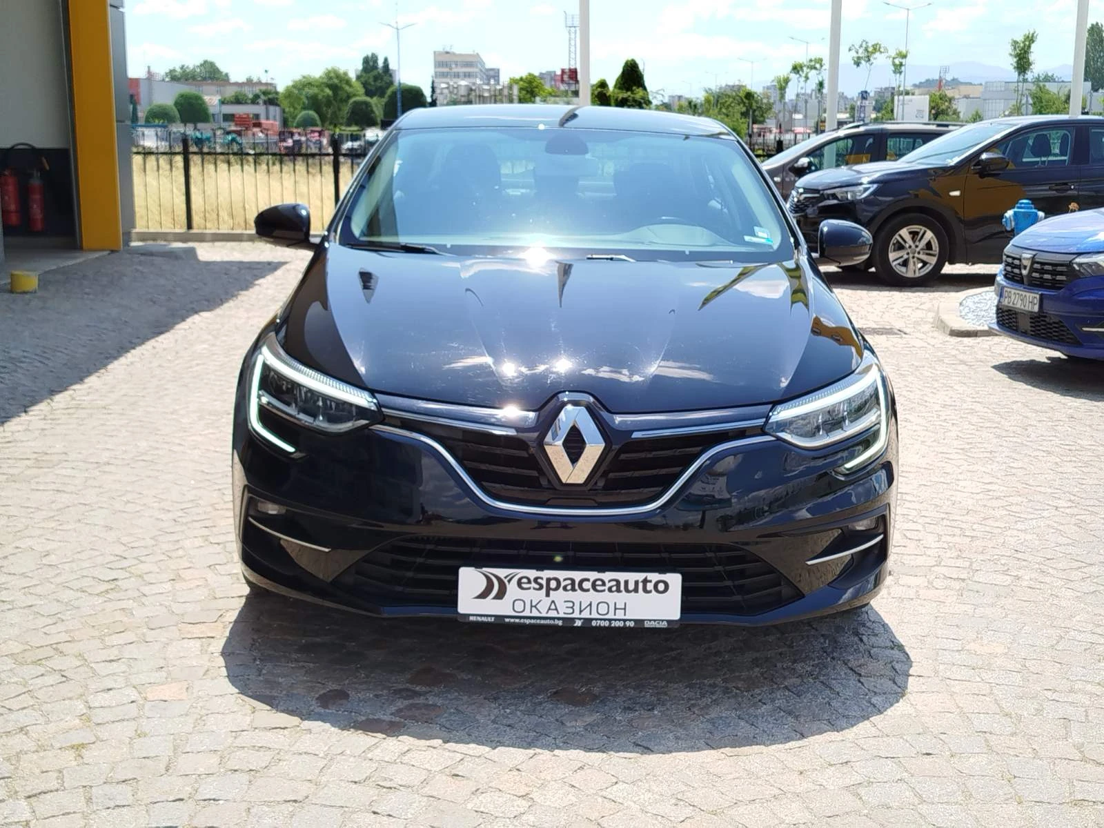 Renault Megane 1.3 TCe/140 к.с., снимка 2 - Автомобили и джипове - 55172707