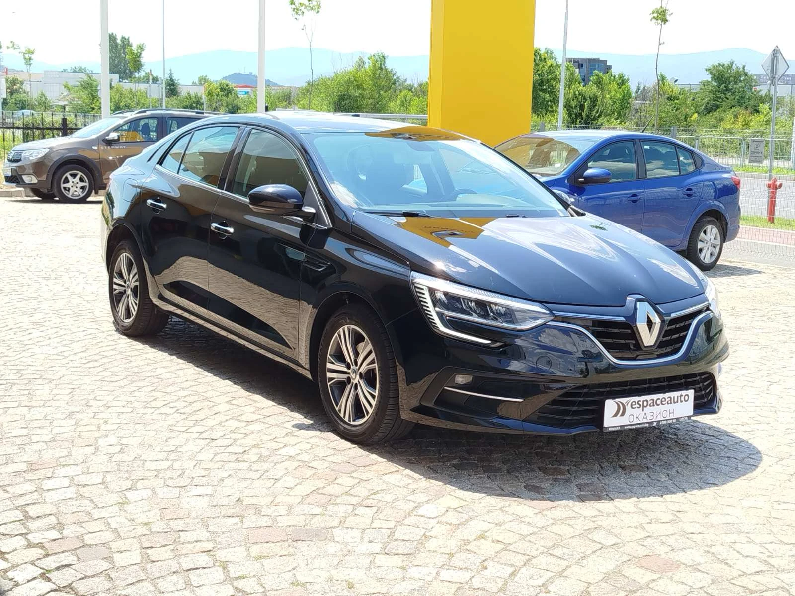 Renault Megane 1.3 TCe/140 к.с., снимка 3 - Автомобили и джипове - 55172707