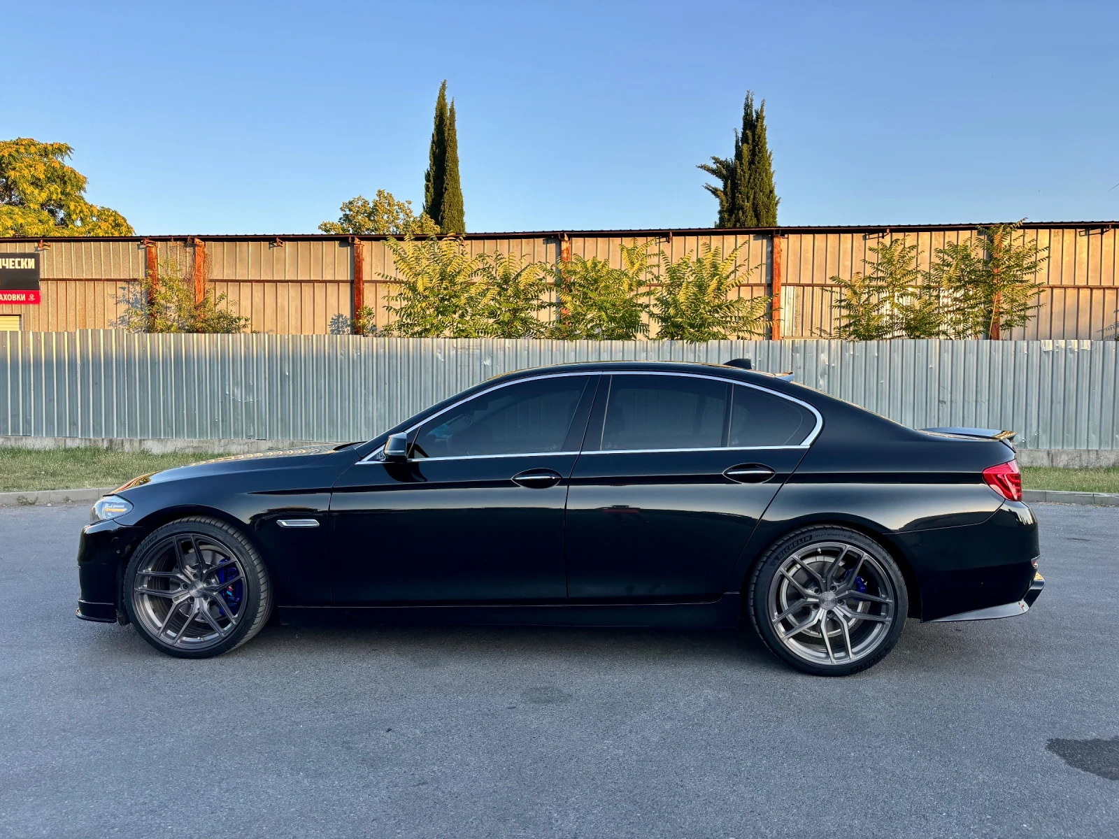 BMW 530 Head-up/Keyless/Harman Kardon, снимка 7 - Автомобили и джипове - 55275682