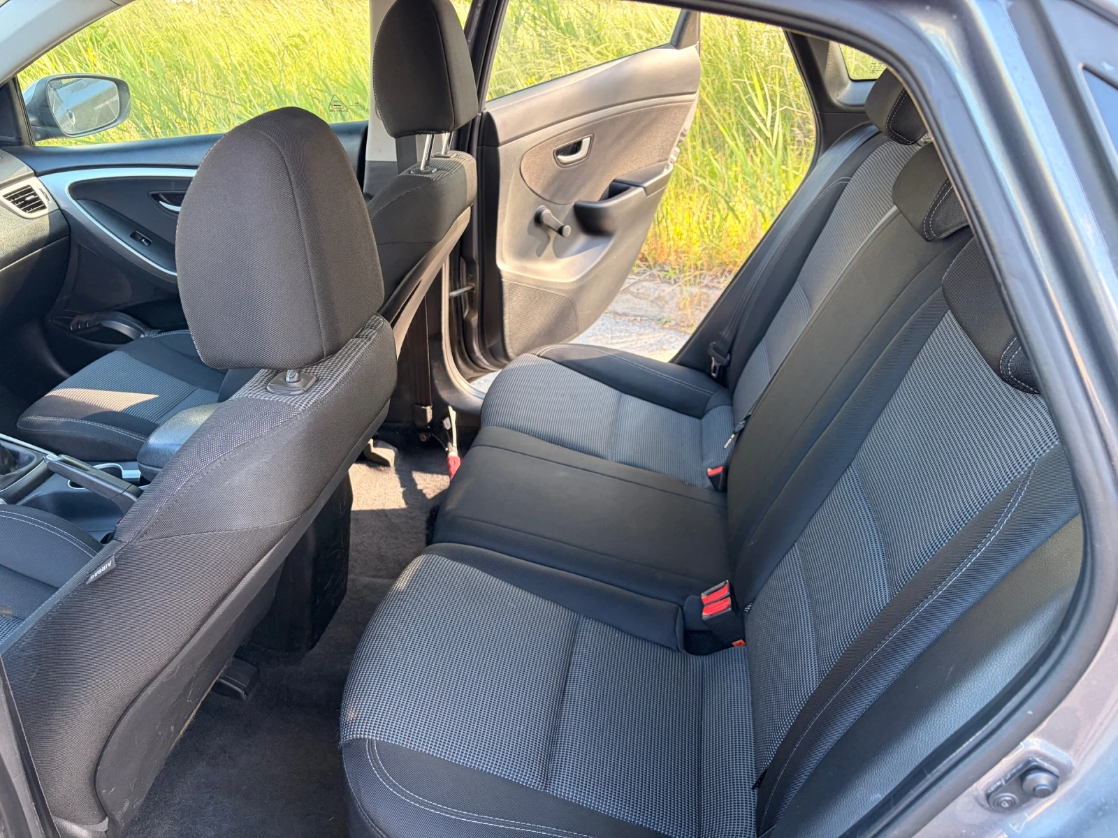 Hyundai I30 Hyundai I30 1.6 CRDI 6 скорости, снимка 2 - Автомобили и джипове - 55577728