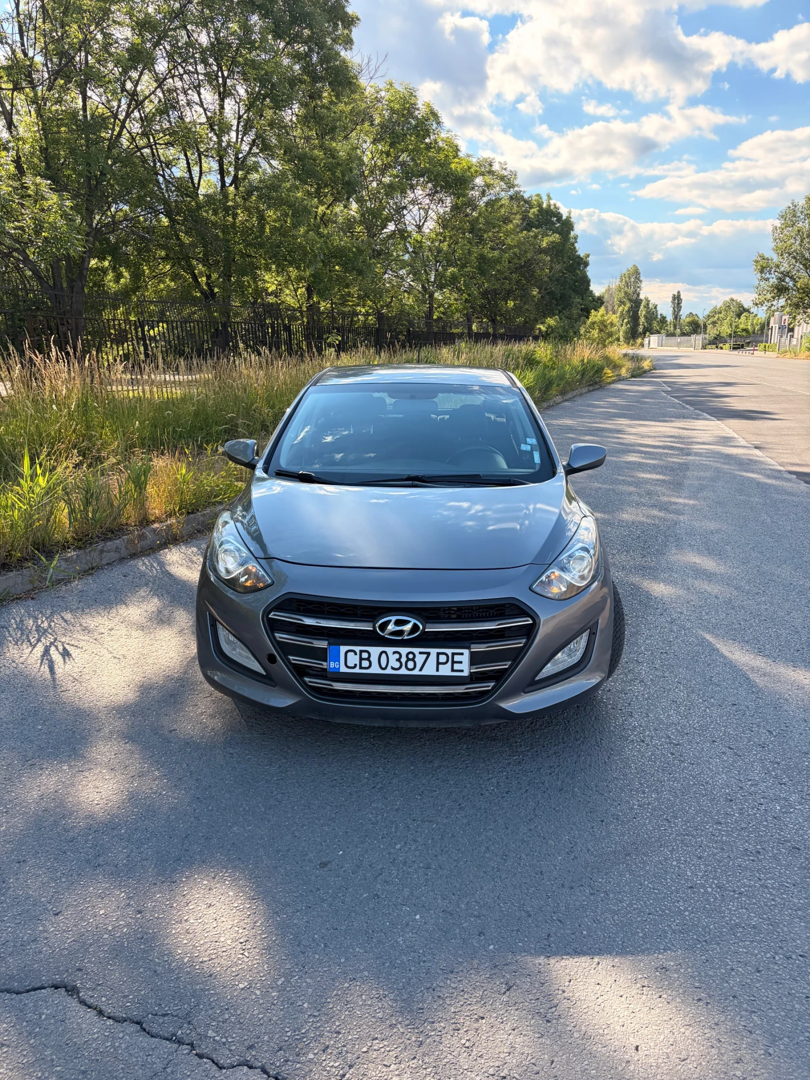 Hyundai I30 Hyundai I30 1.6 CRDI 6 скорости, снимка 6 - Автомобили и джипове - 55577728