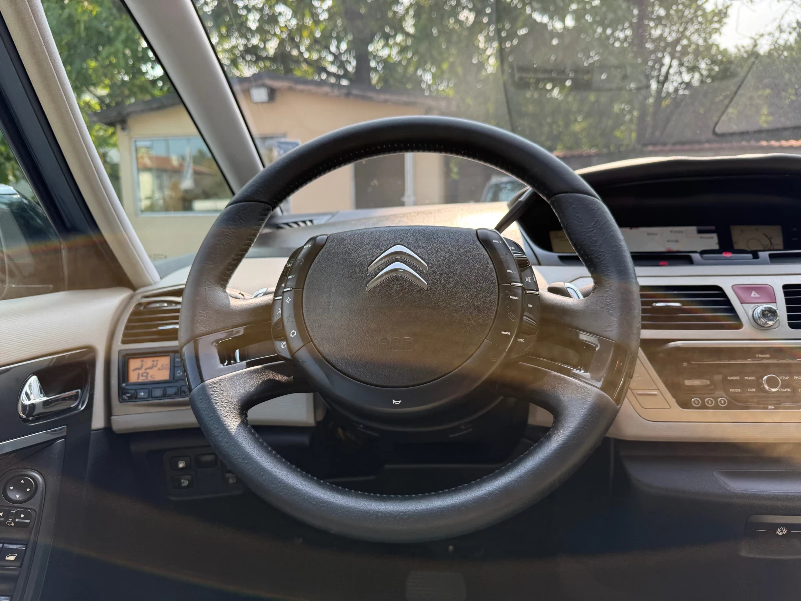 Citroen C4 Picasso 1.6HDI EXCLUSIVE - АВТОМАТИК - EURO5a - ОТЛИЧНА!, снимка 12 - Автомобили и джипове - 55968898