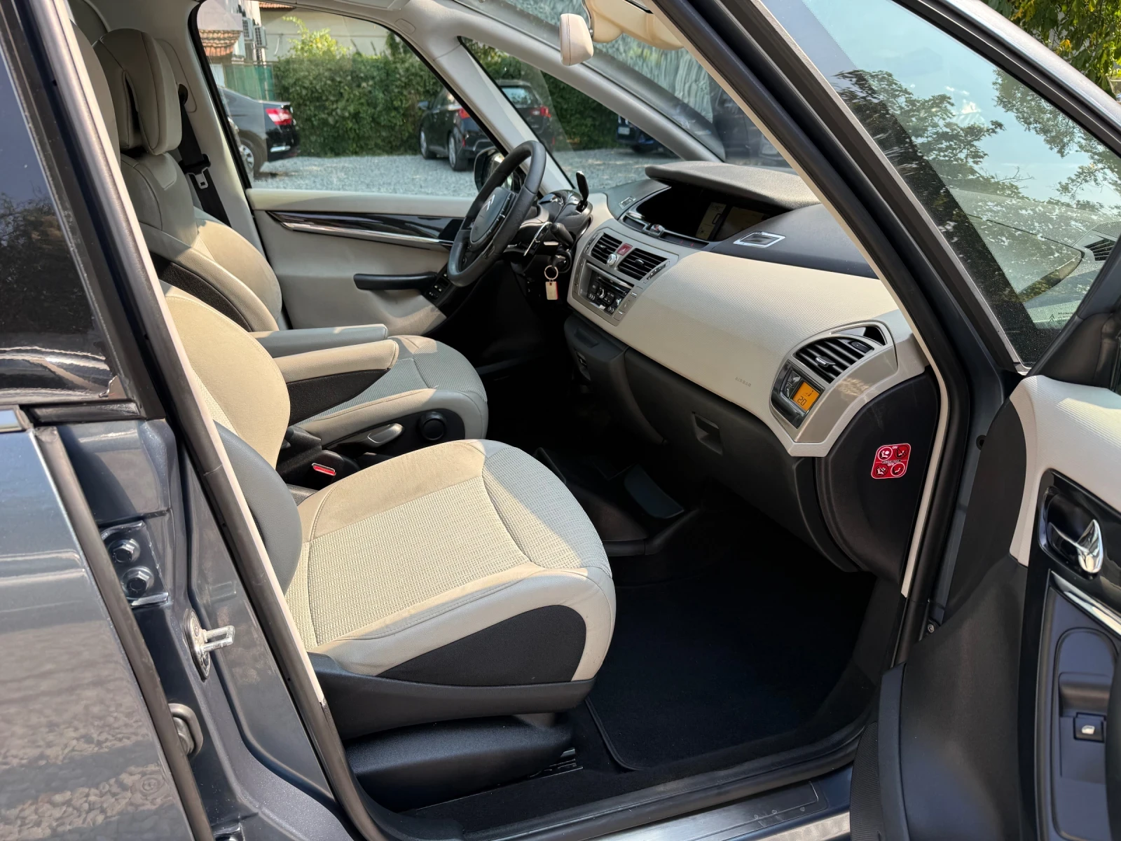 Citroen C4 Picasso 1.6HDI EXCLUSIVE - АВТОМАТИК - EURO5a - ОТЛИЧНА!, снимка 13 - Автомобили и джипове - 55968898