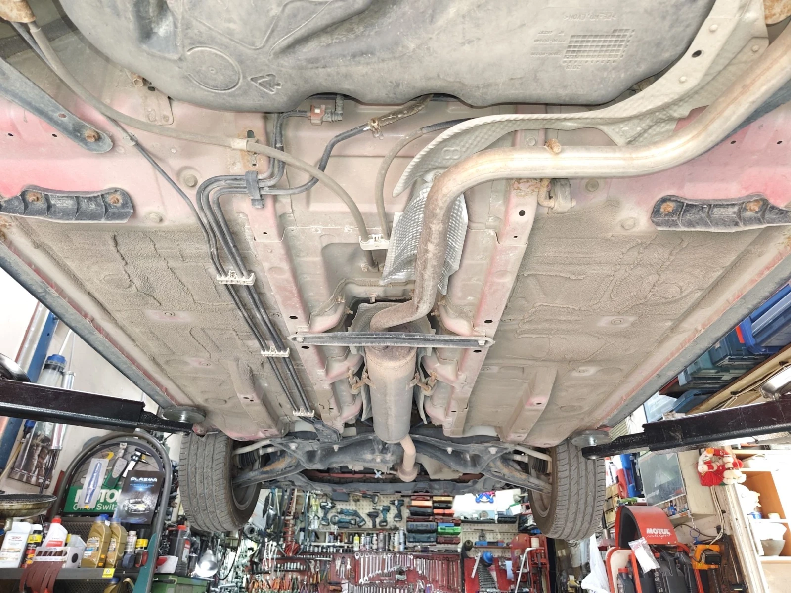 Toyota Yaris 1.3 6скор., снимка 11 - Автомобили и джипове - 56021611