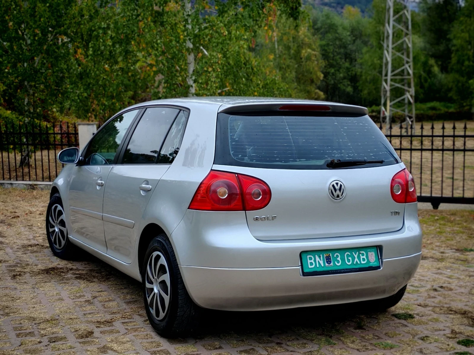 VW Golf 1.9TDI(90)* ANDROID* НОВ ВНОС* , снимка 5 - Автомобили и джипове - 56235699