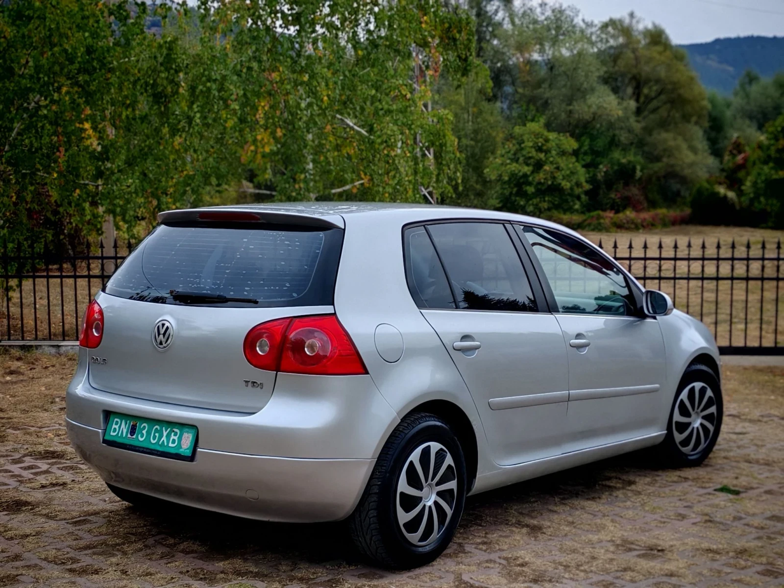 VW Golf 1.9TDI(90)* ANDROID* НОВ ВНОС* , снимка 7 - Автомобили и джипове - 56235699