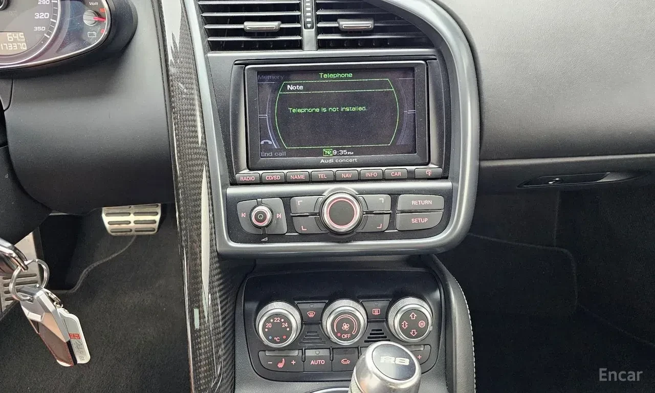Audi R8 4.2* V8* , снимка 9 - Автомобили и джипове - 56370421