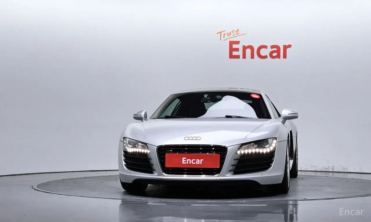 Audi R8 4.2* V8* , снимка 3 - Автомобили и джипове - 56370421