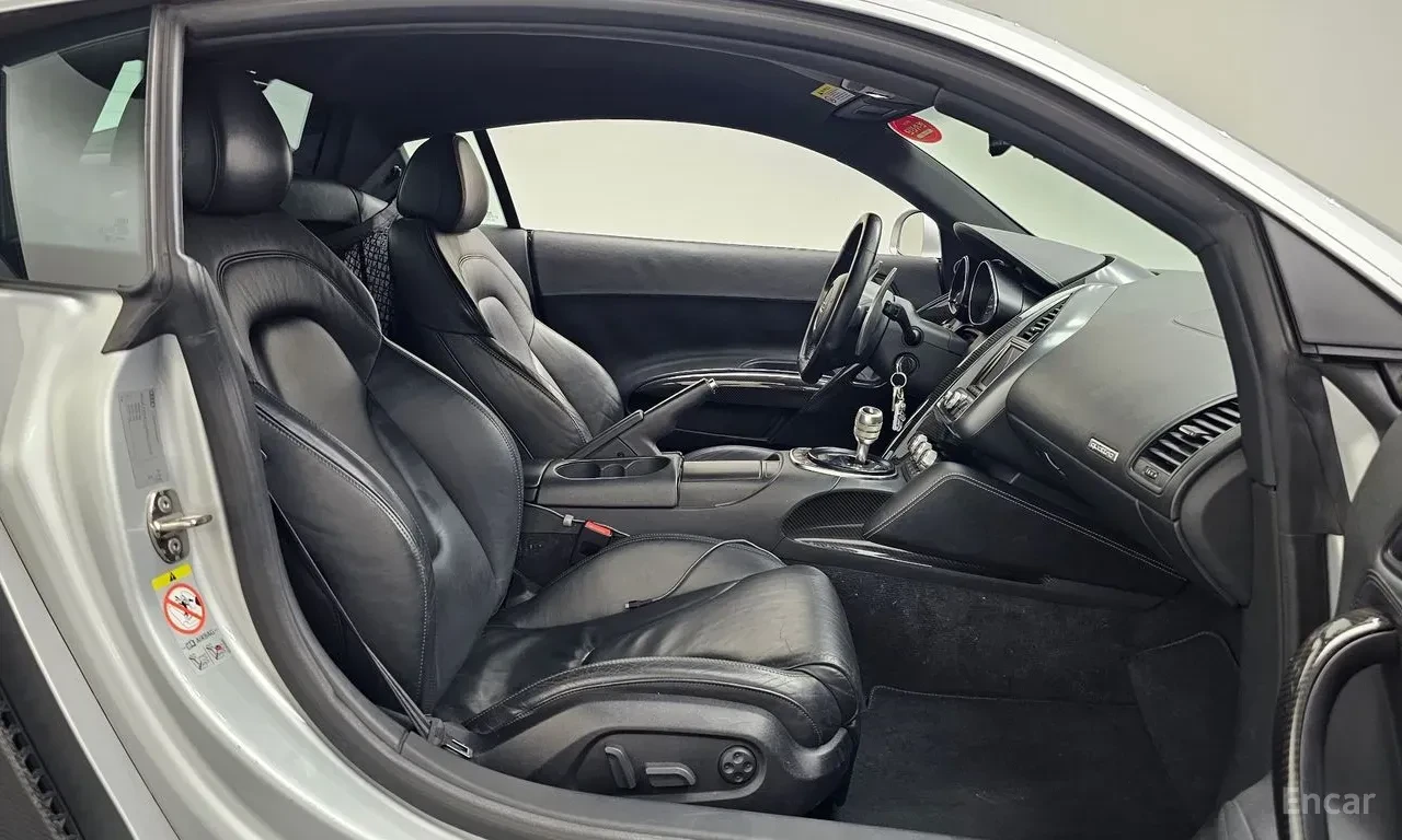Audi R8 4.2* V8* , снимка 15 - Автомобили и джипове - 56370421