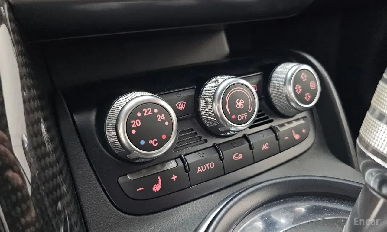 Audi R8 4.2* V8* , снимка 12 - Автомобили и джипове - 56370421