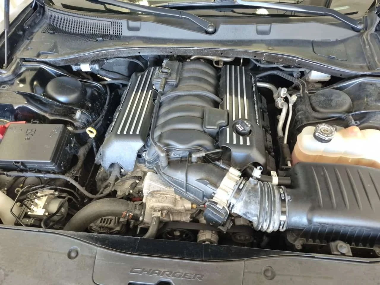 Dodge Charger, снимка 16 - Автомобили и джипове - 56688784