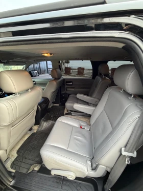Toyota Sequoia 5.7 V8 Limited 4x4, снимка 12