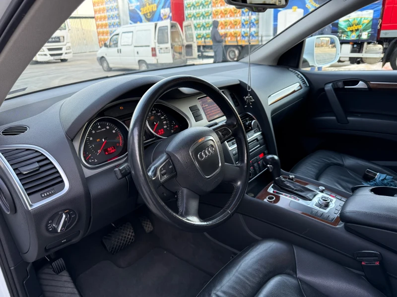 Audi Q7, снимка 9 - Автомобили и джипове - 48028258