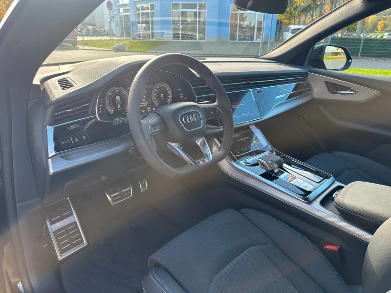 Audi Q8 50 TDI/ FACELIFT/S-LINE/ BLACK OPTIC/PANO/ MATRIX/, снимка 10 - Автомобили и джипове - 48187411