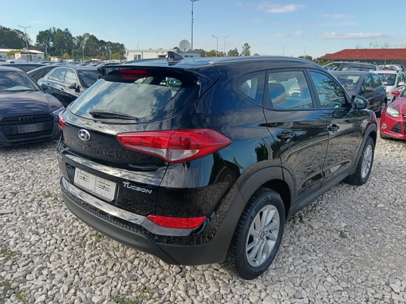 Hyundai Tucson, снимка 5 - Автомобили и джипове - 48412645