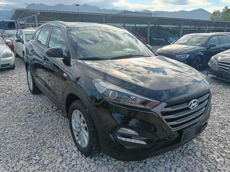 Hyundai Tucson, снимка 7 - Автомобили и джипове - 48412645