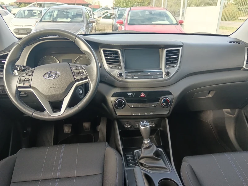 Hyundai Tucson, снимка 9 - Автомобили и джипове - 48412645