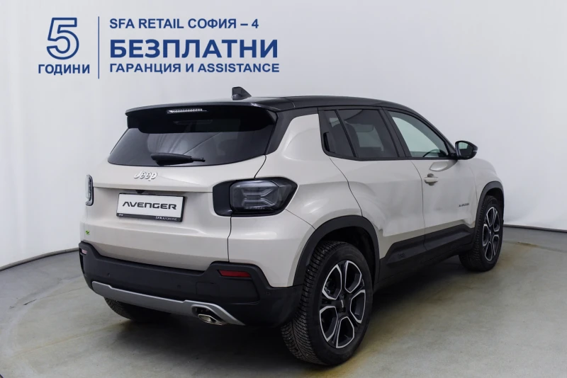 Jeep Avenger SUMMIT 1.2 e-Hybrid 48V Petrol 100 hp 6-DCT, снимка 5 - Автомобили и джипове - 48770394