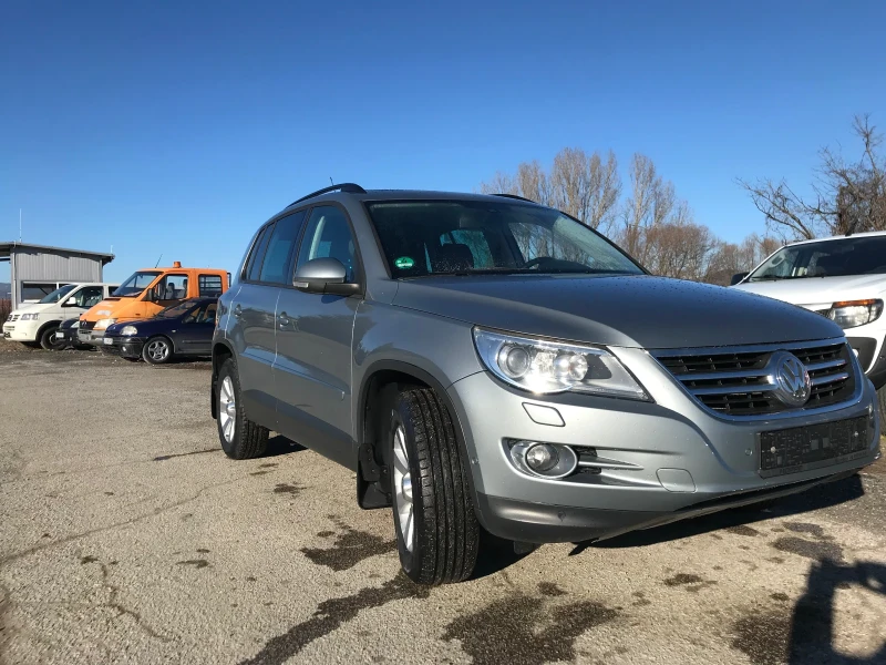 VW Tiguan 2.0TDI AVTOMAT , снимка 2 - Автомобили и джипове - 52938572