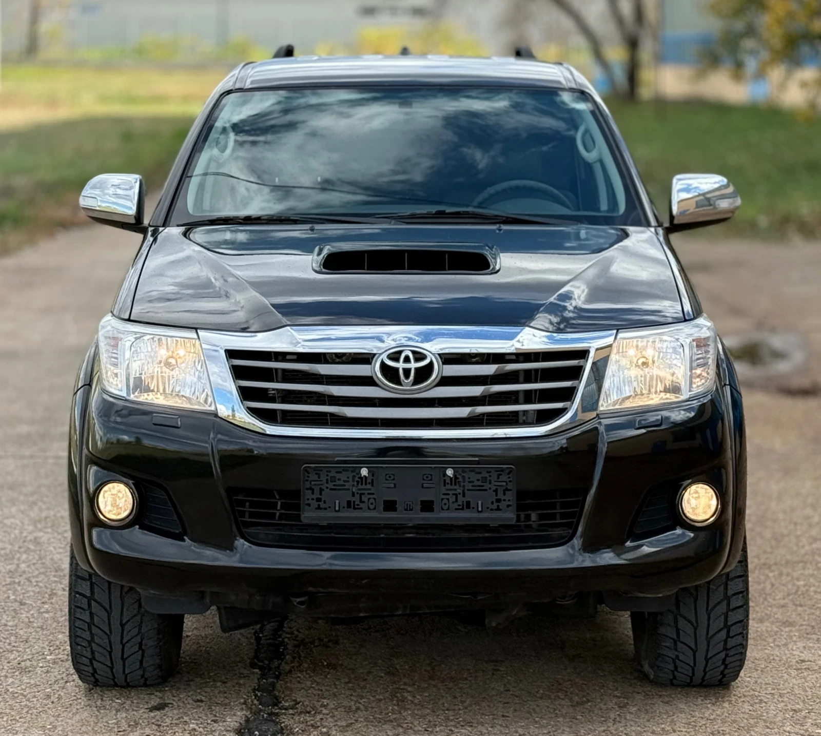 Toyota Hilux 3.0D 171к.с * Навигация* * Камера* * Face-Lift*  - изображение 2