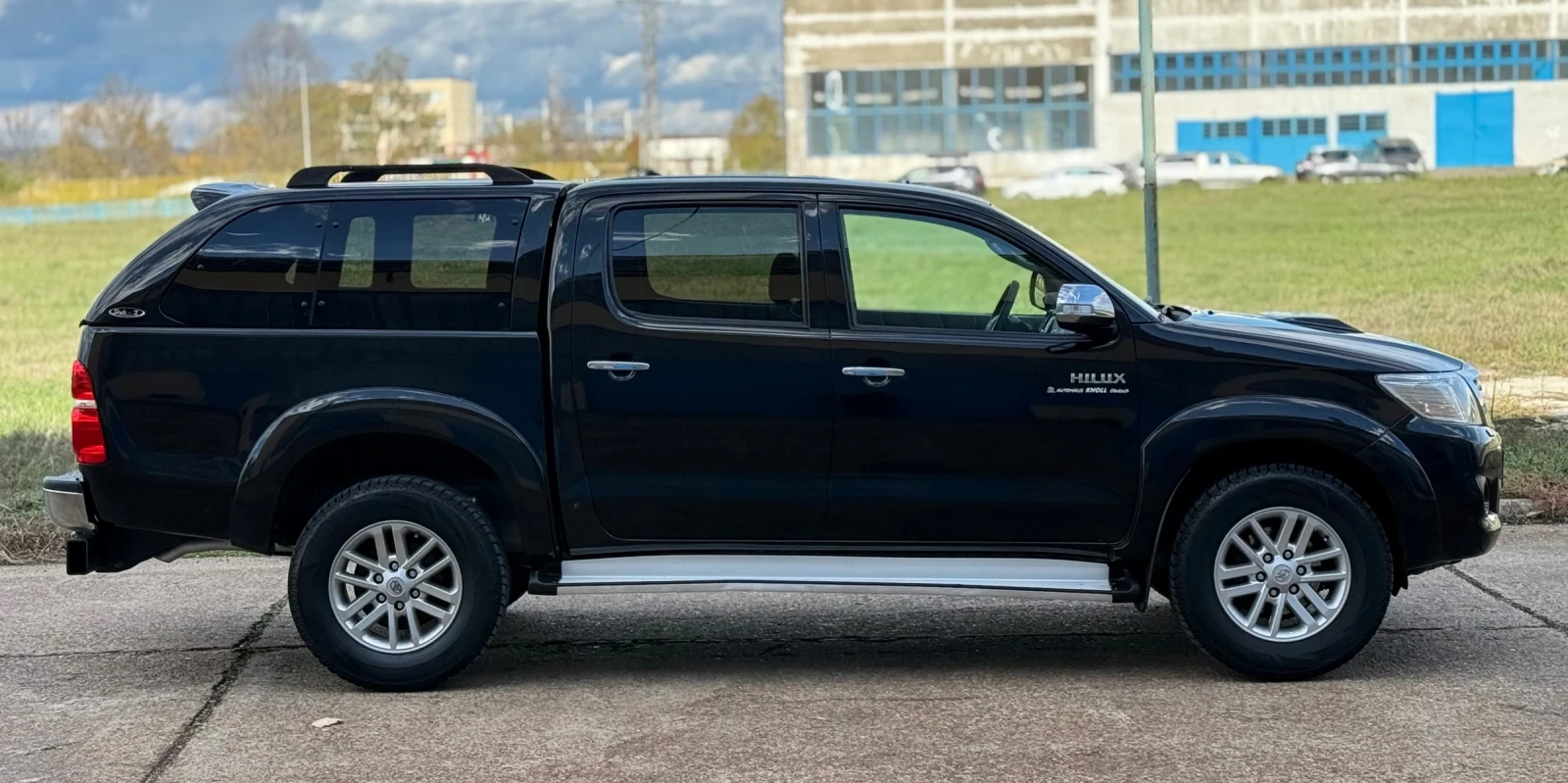 Toyota Hilux 3.0D 171к.с * Навигация* * Камера* * Face-Lift*  - изображение 8