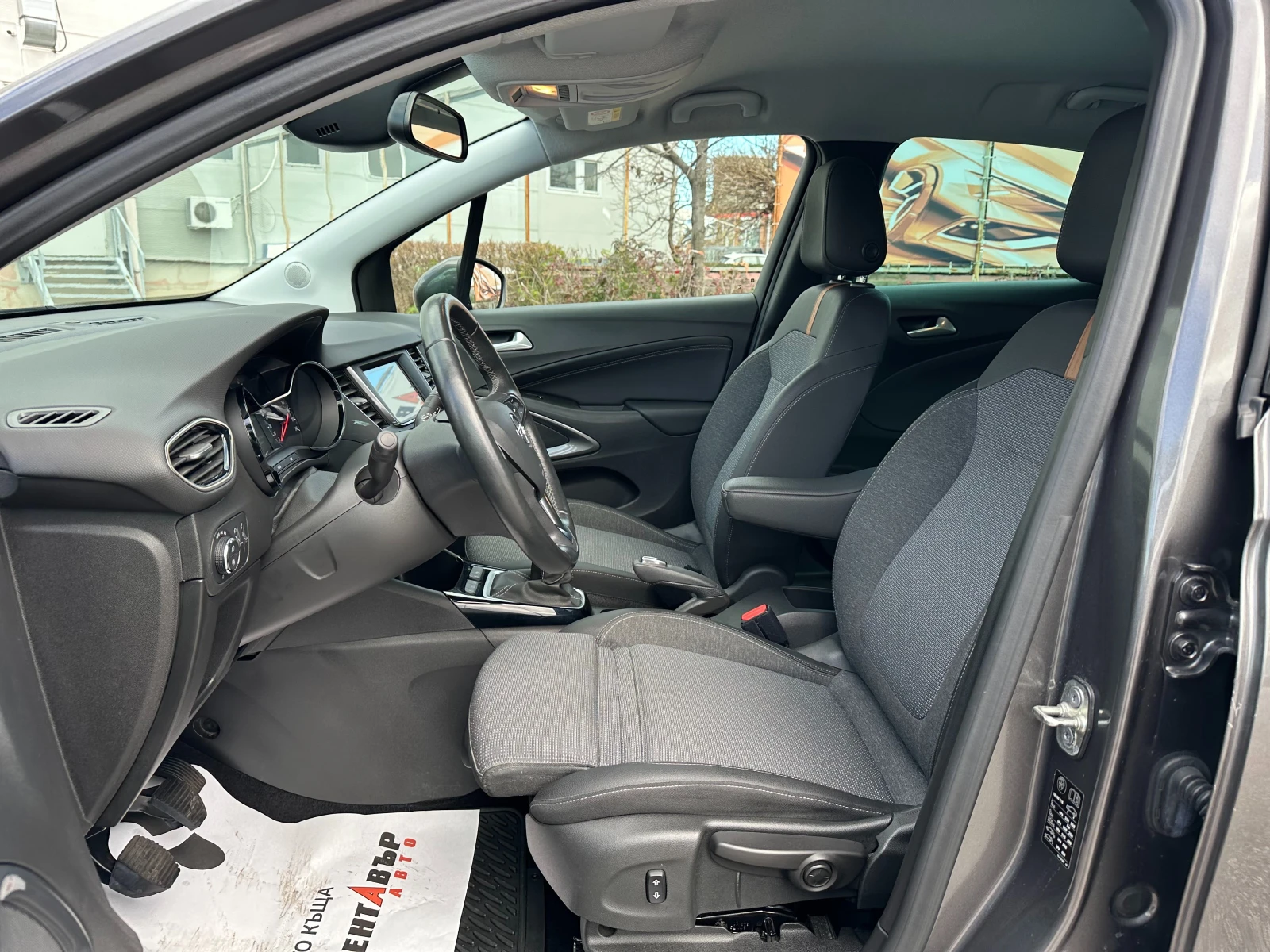 Opel Crossland X 1.2i 110 к.с./от България - изображение 9