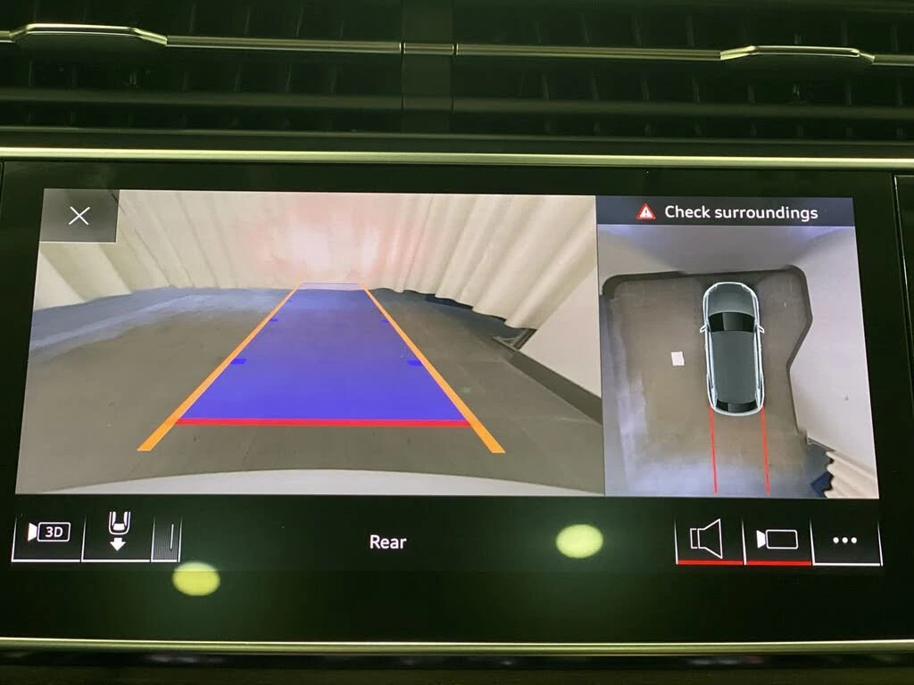 Audi Q8 QUATTRO * TECHNIK * AMBIENT * 360 * ОБДУХВАНЕ  - изображение 10