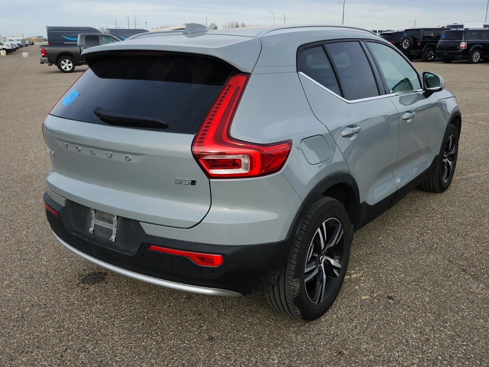 Volvo XC40 CORE BRIGHT THEME, снимка 5 - Автомобили и джипове - 54975287