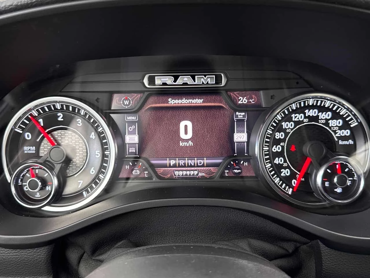 Dodge RAM 1500 * Sport * CARFAX * ПОДГРЕВИ * ОБДУХВАНЕ * , снимка 8 - Автомобили и джипове - 55747658