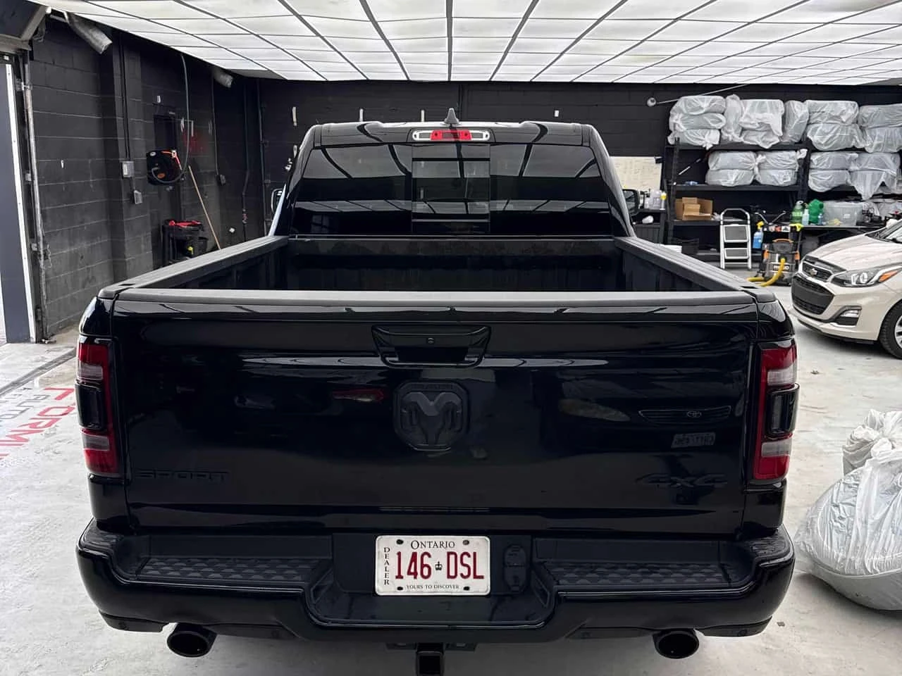 Dodge RAM 1500 * Sport * CARFAX * ПОДГРЕВИ * ОБДУХВАНЕ * , снимка 4 - Автомобили и джипове - 55747658