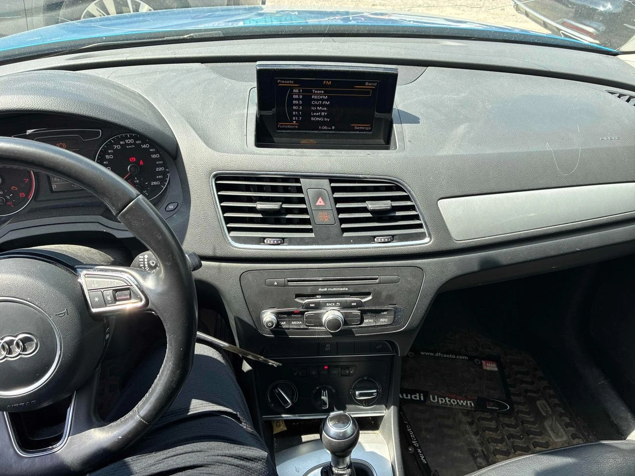 Audi Q3 Komfort, снимка 9 - Автомобили и джипове - 55803330