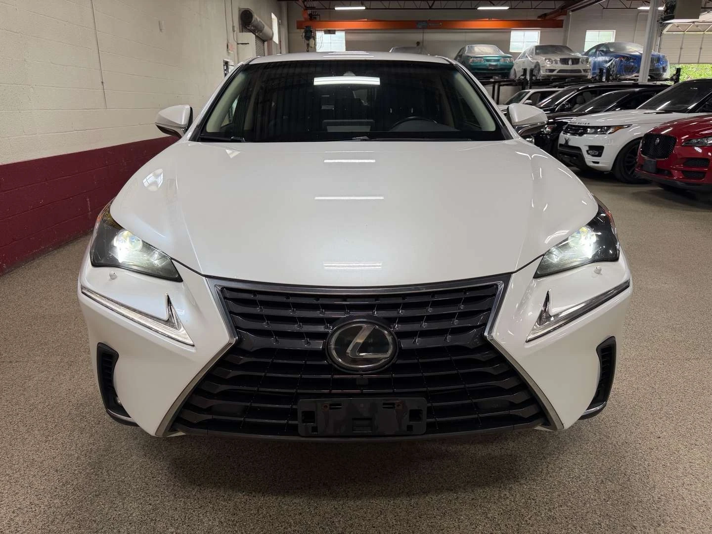 Lexus NX, снимка 8 - Автомобили и джипове - 56020732
