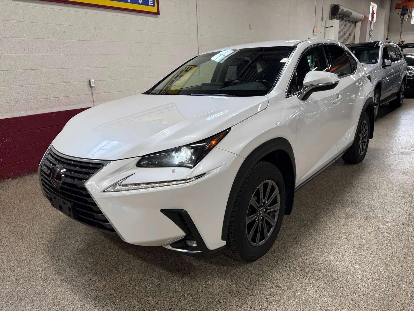 Lexus NX, снимка 2 - Автомобили и джипове - 56020732