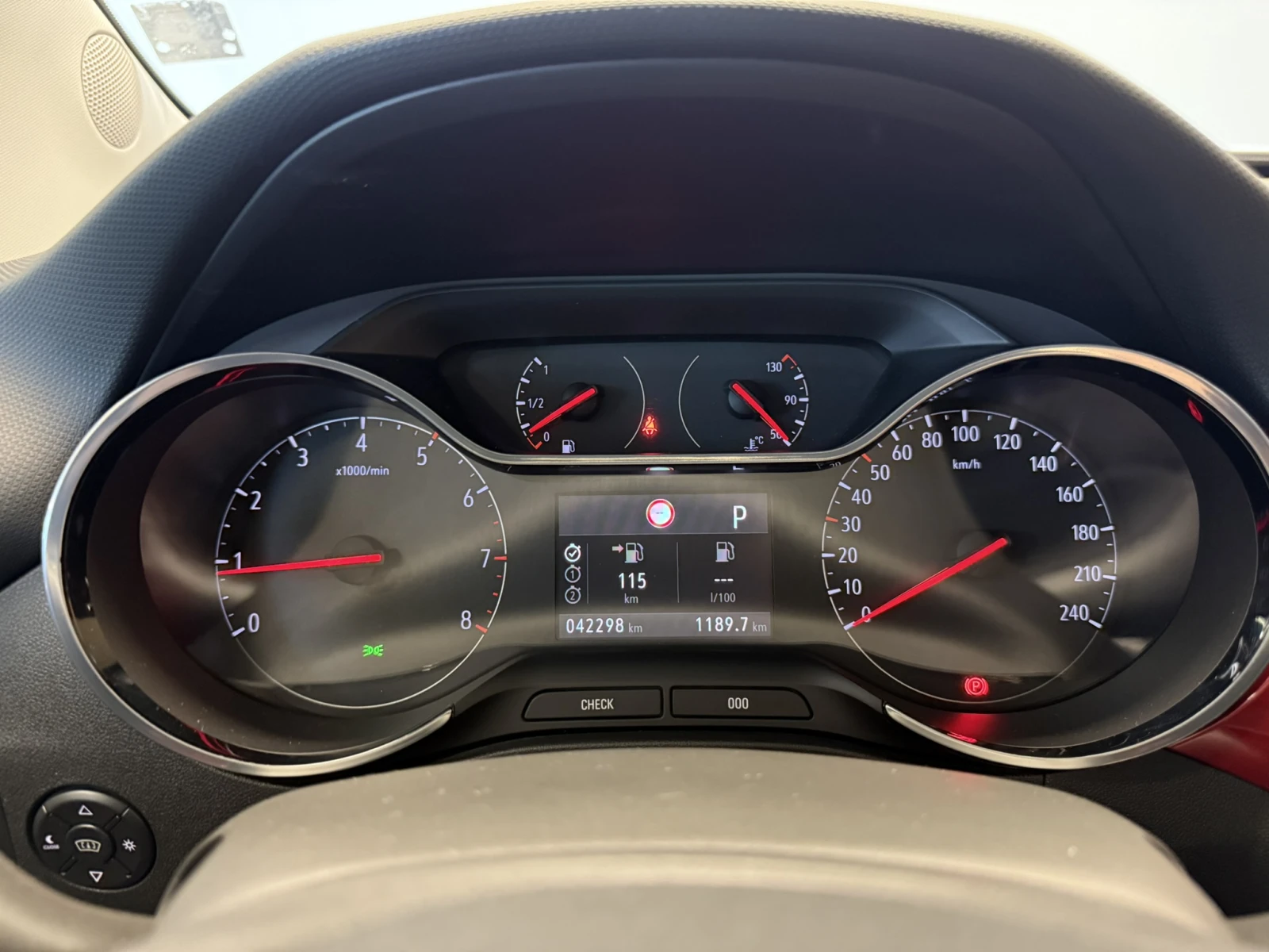 Opel Crossland X GS-Line, снимка 12 - Автомобили и джипове - 56623639