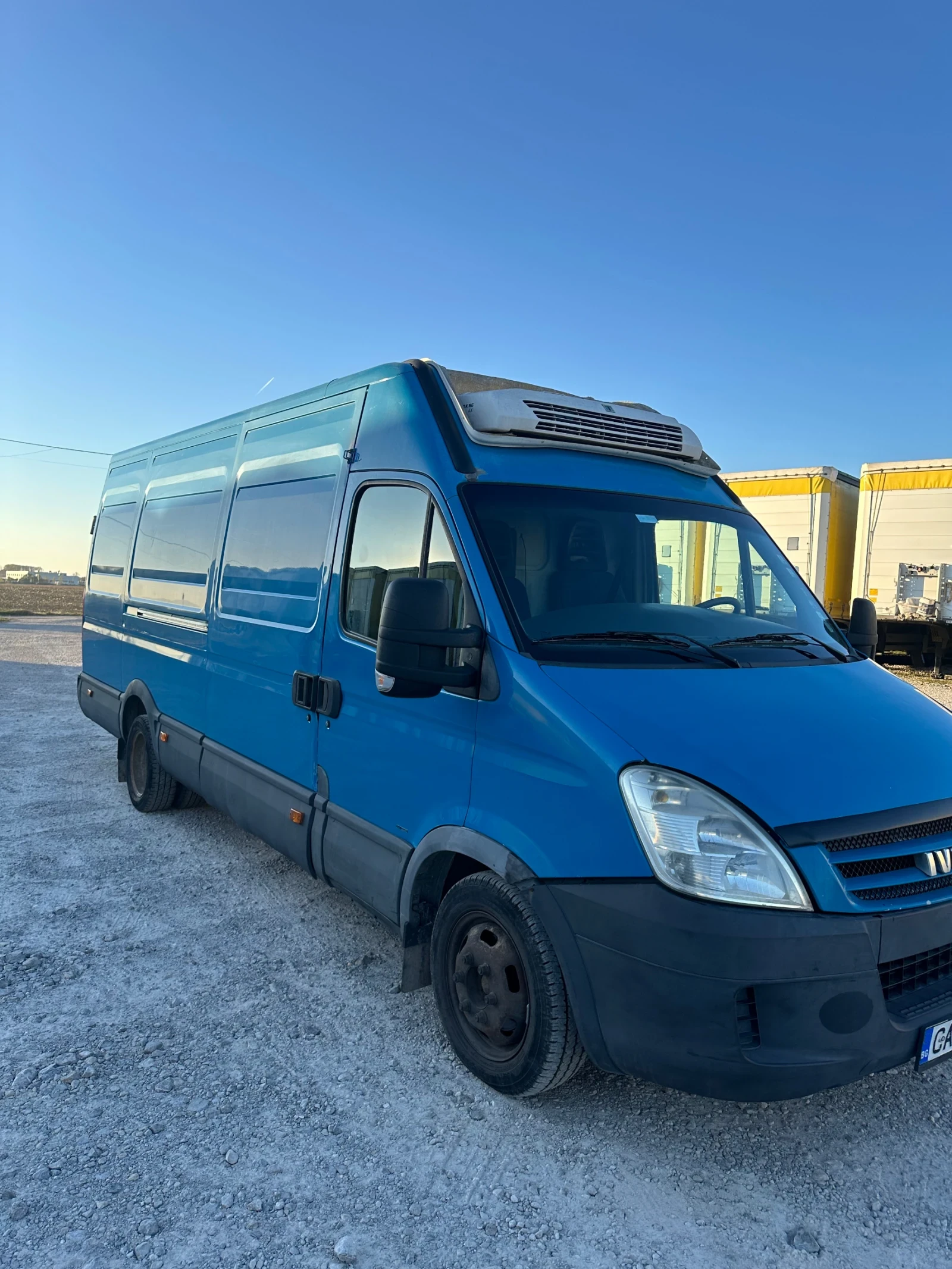 Iveco 35c18 Хладилен - изображение 2