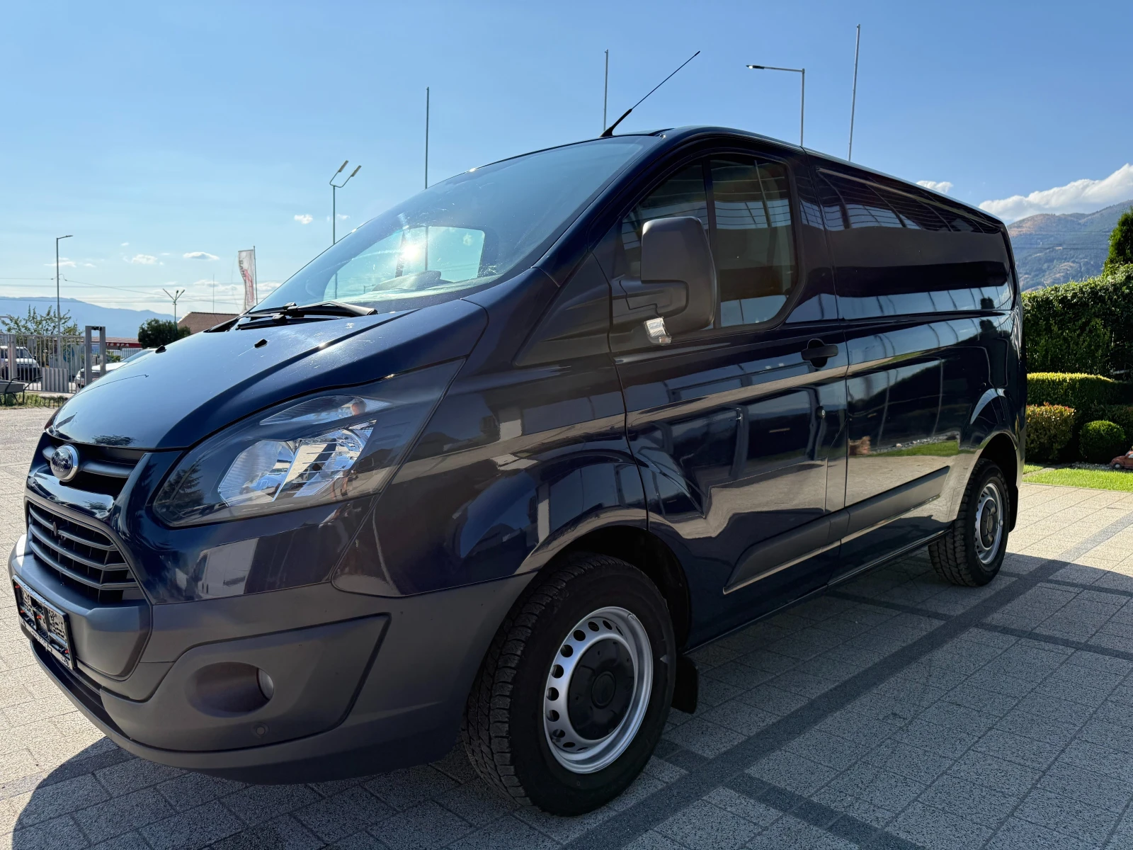 Ford Transit Custom 2.2TDCI Климатик L1H1 Euro 5, снимка 4 - Бусове и автобуси - 55448509